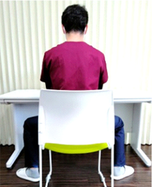 足を閉じたり開いたり1